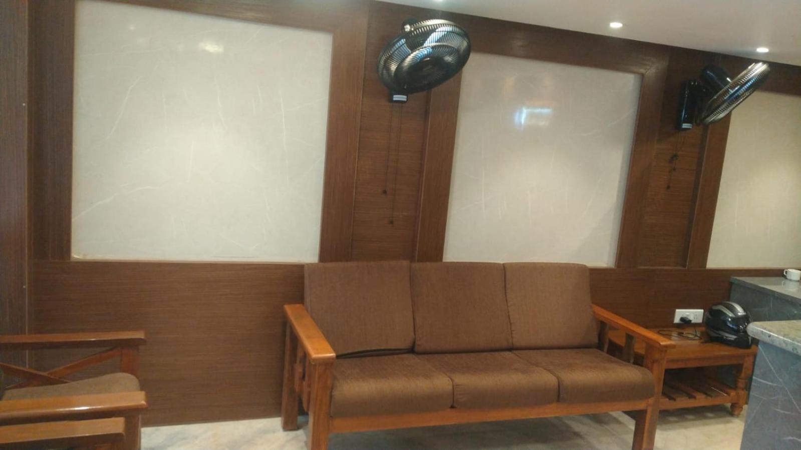 A.r Residency Hotel 3*