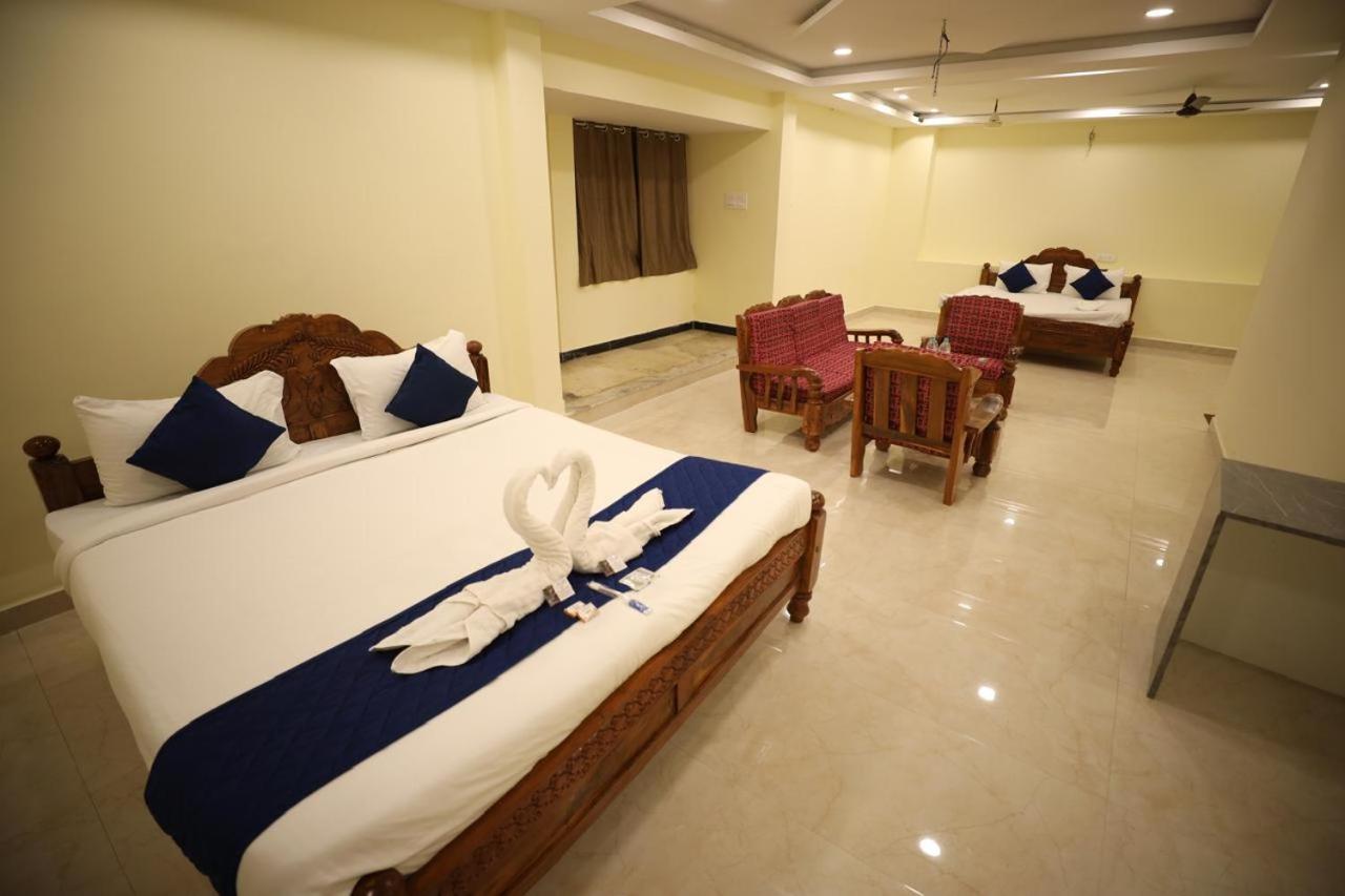 Hotel A.r Residency 3*